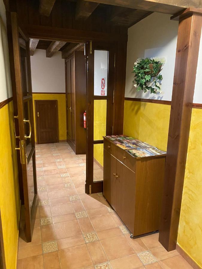 Mikaela Planta Baja-Con Patio Lejlighed El Burgo De Osma Eksteriør billede